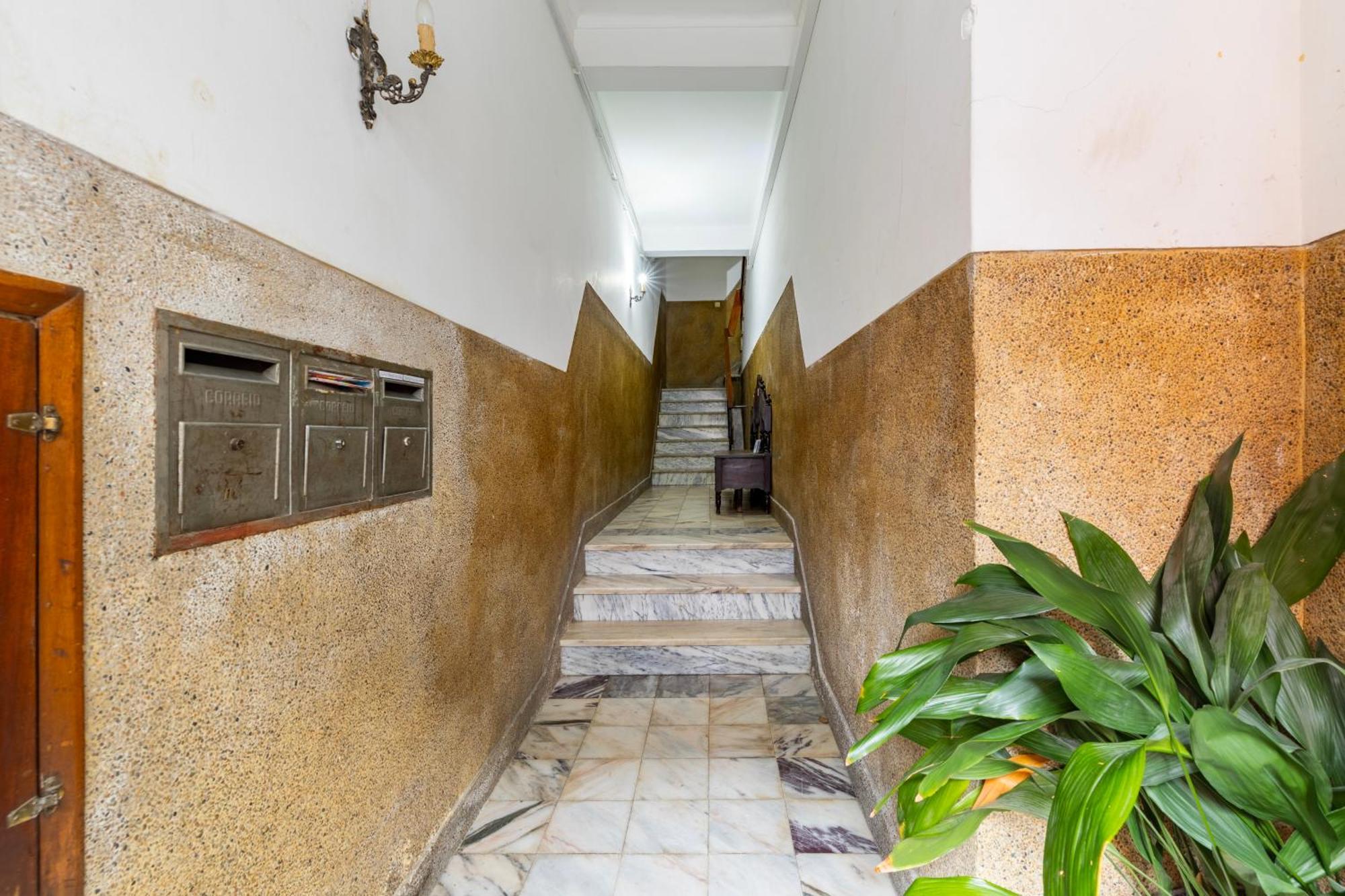 Remodeled Historical Apartment In The City Center Fundão Zewnętrze zdjęcie