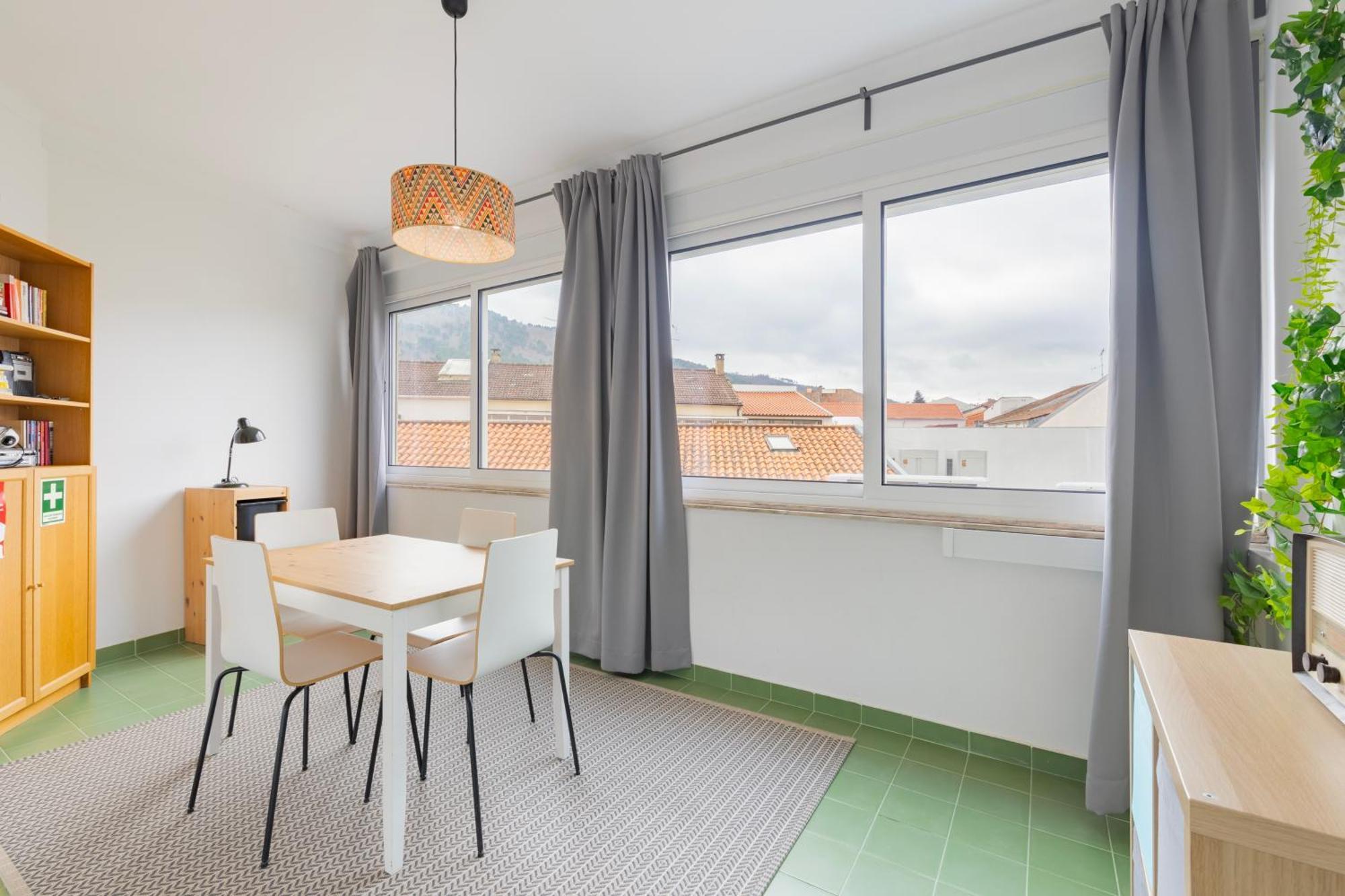 Remodeled Historical Apartment In The City Center Fundão Zewnętrze zdjęcie