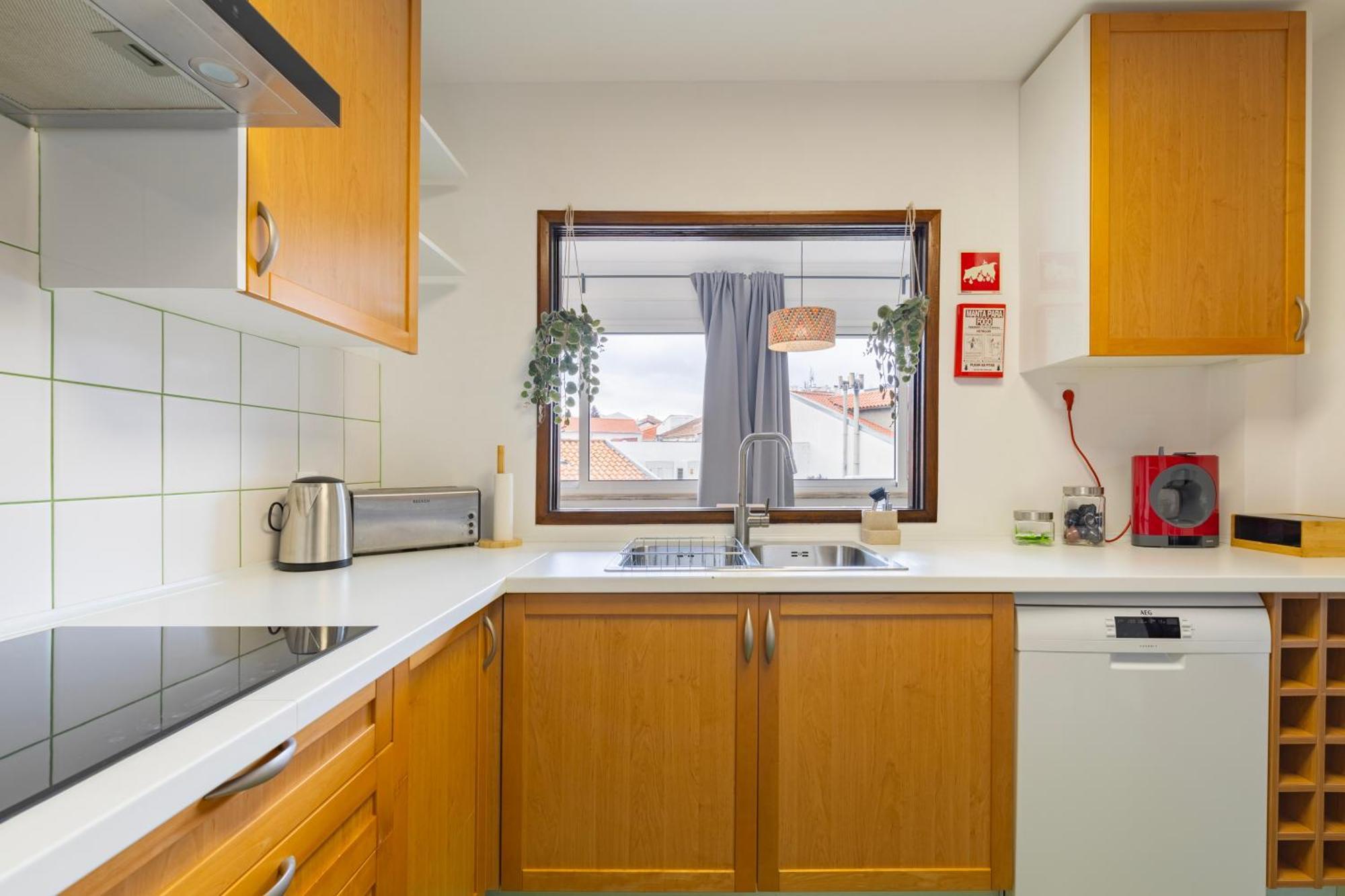 Remodeled Historical Apartment In The City Center Fundão Zewnętrze zdjęcie
